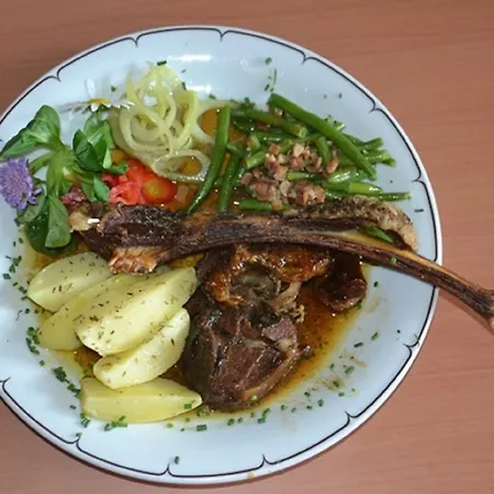 Gladerhof Çiftlik konaklama