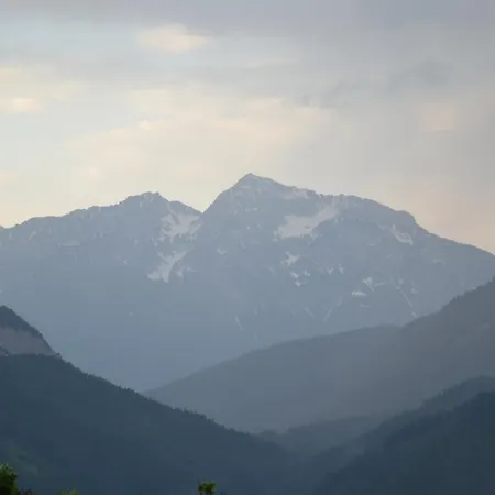 Gladerhof Çiftlik konaklama *